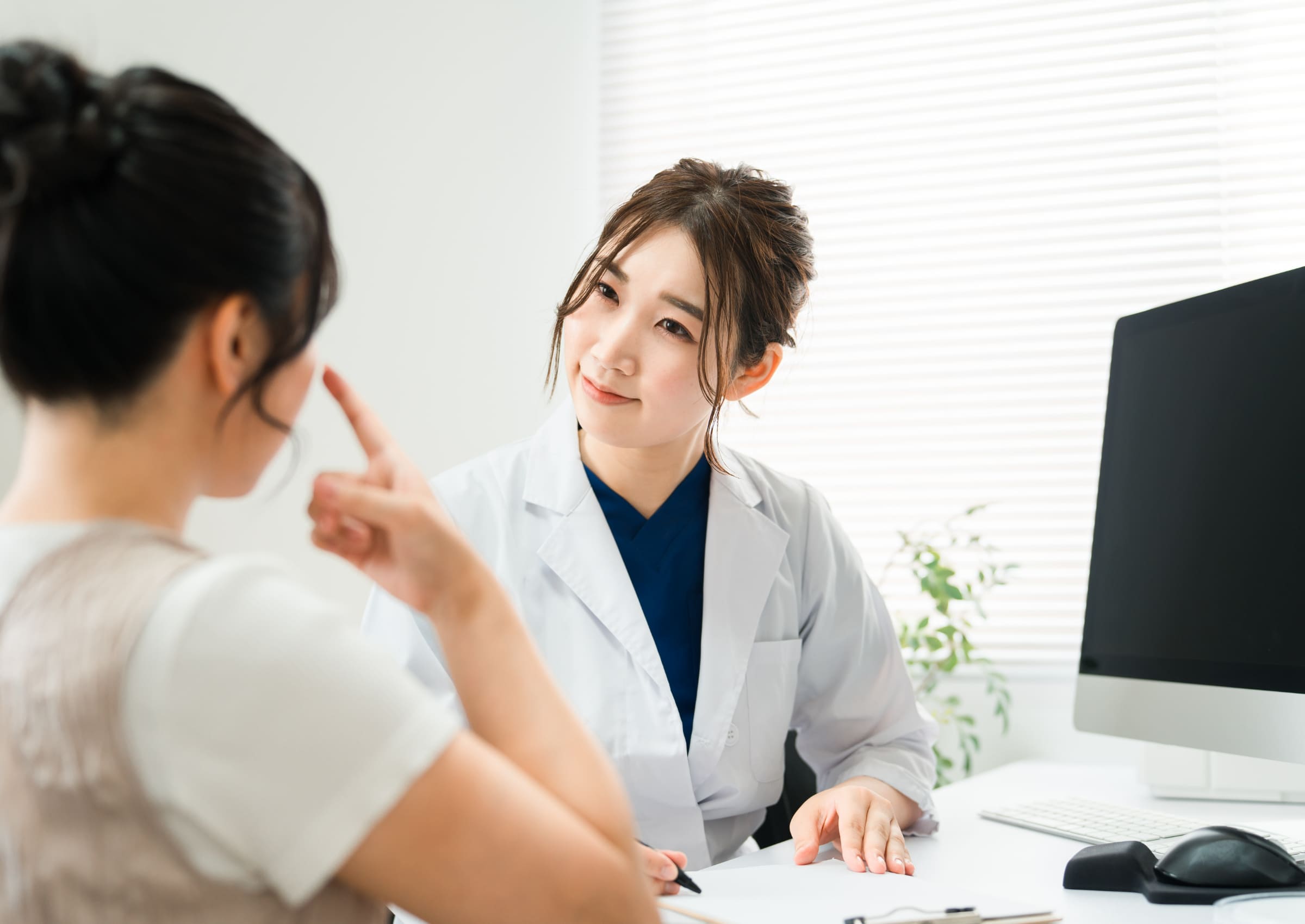 診察中